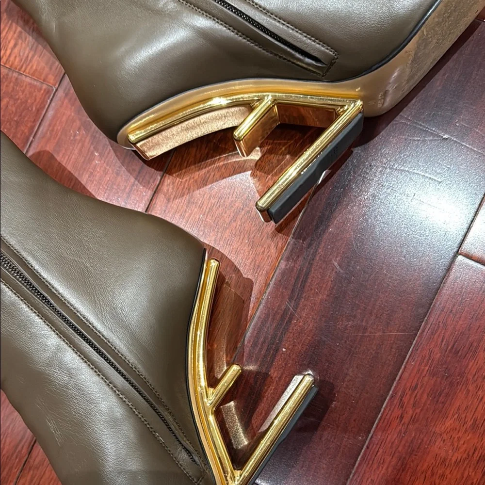 Fendi Brown and Gold Heeled Boots with Sculptural Design - Picture 4 of 11